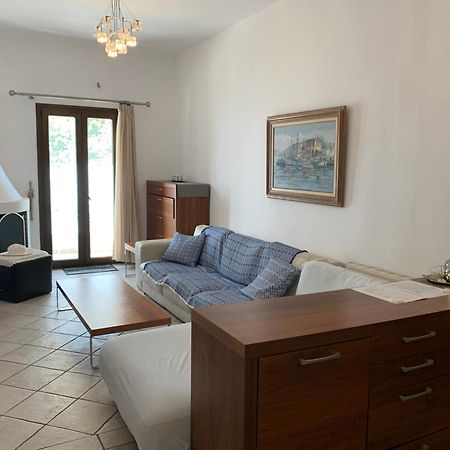 Family Apartment Livadia Beach Parikia Парос Екстериор снимка